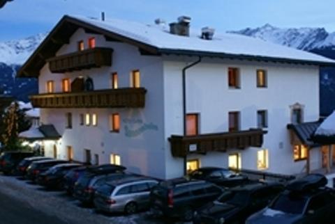 Hotel Garni Sonnenheim Fiss Exterior photo